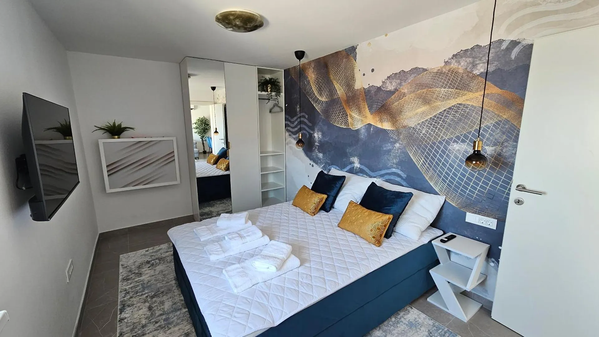 Apartment Blue Moon Apartment, Now With Jacuzzi Mandre Croatia