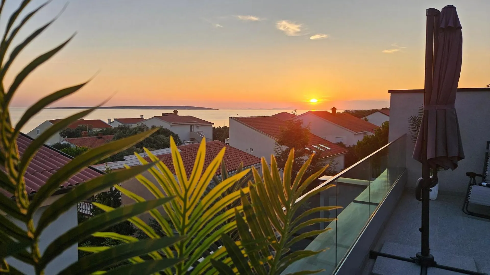 Apartment Blue Moon Apartment, Now With Jacuzzi Mandre Croatia