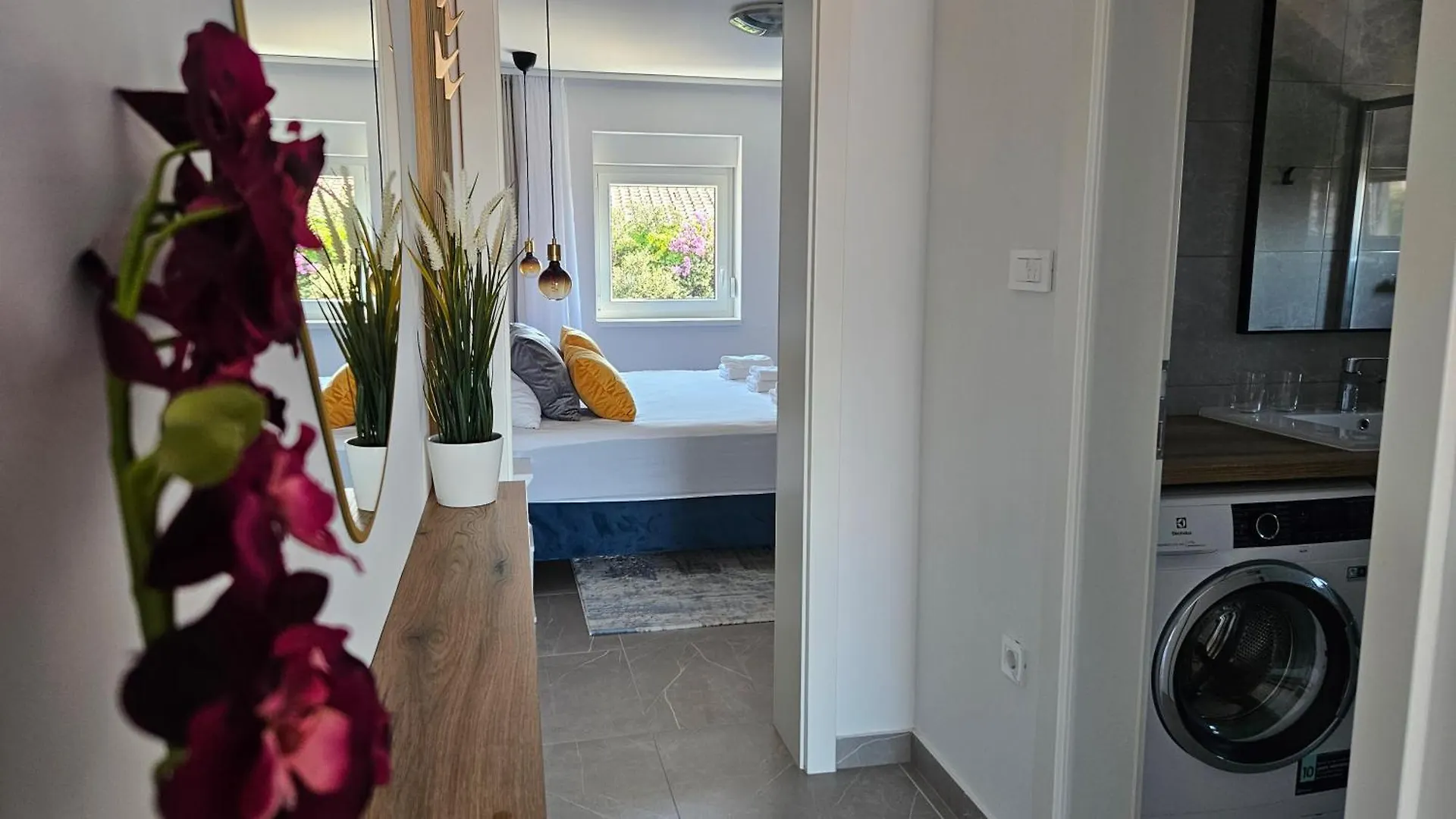 Blue Moon Apartment, Now With Jacuzzi Mandre Croatia