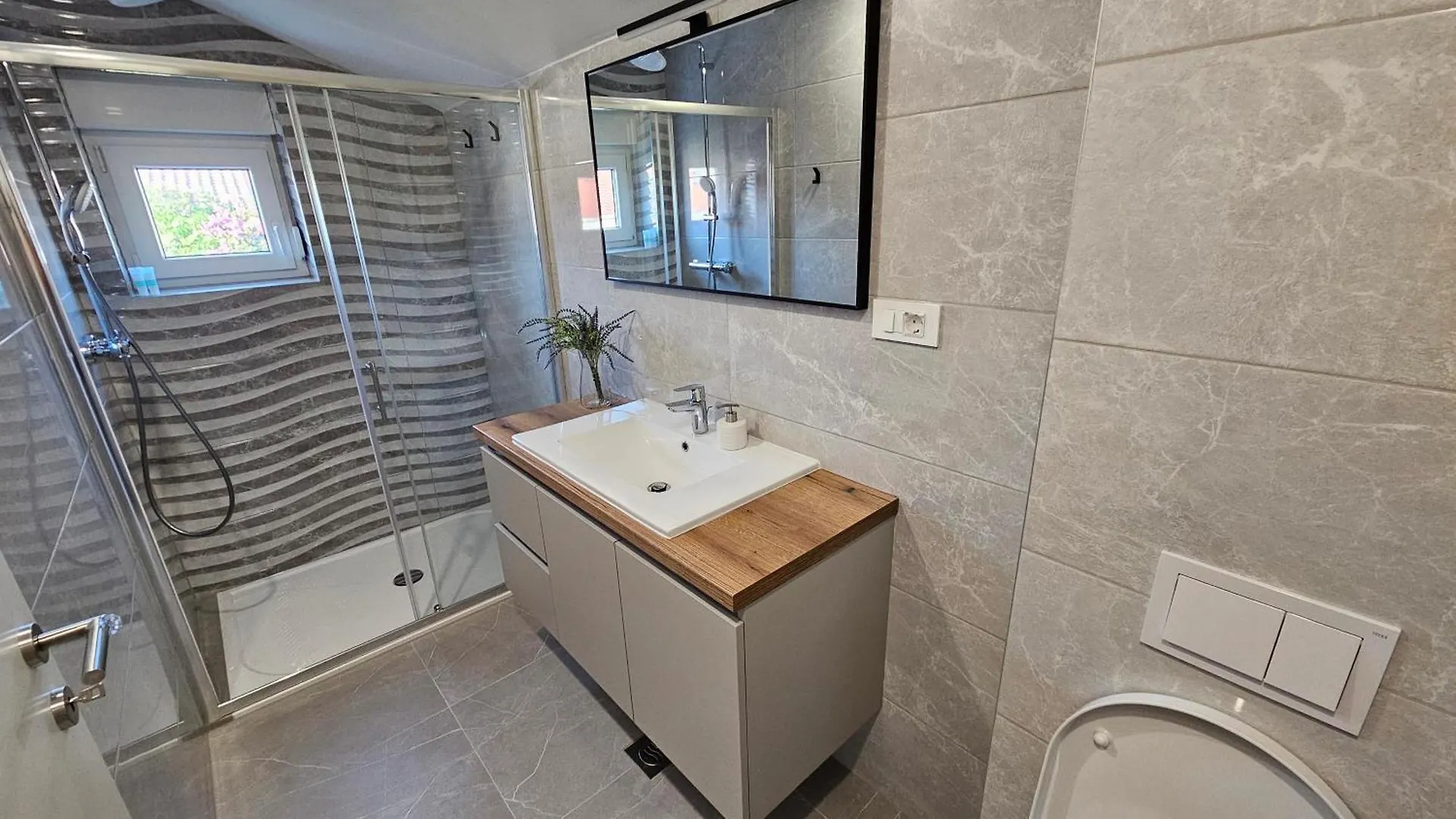 Blue Moon Apartment, Now With Jacuzzi Mandre Chorwacja